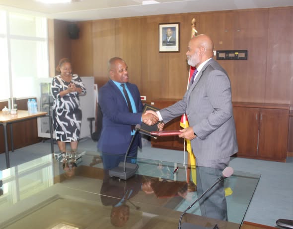 Assinatura de Memorando de Entendimento entre ENPCT, E.P e EVANSTON TEC